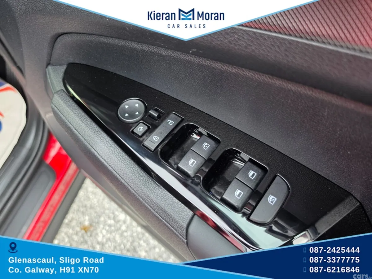 Kia Sportage MPV, Diesel, 2024, Red