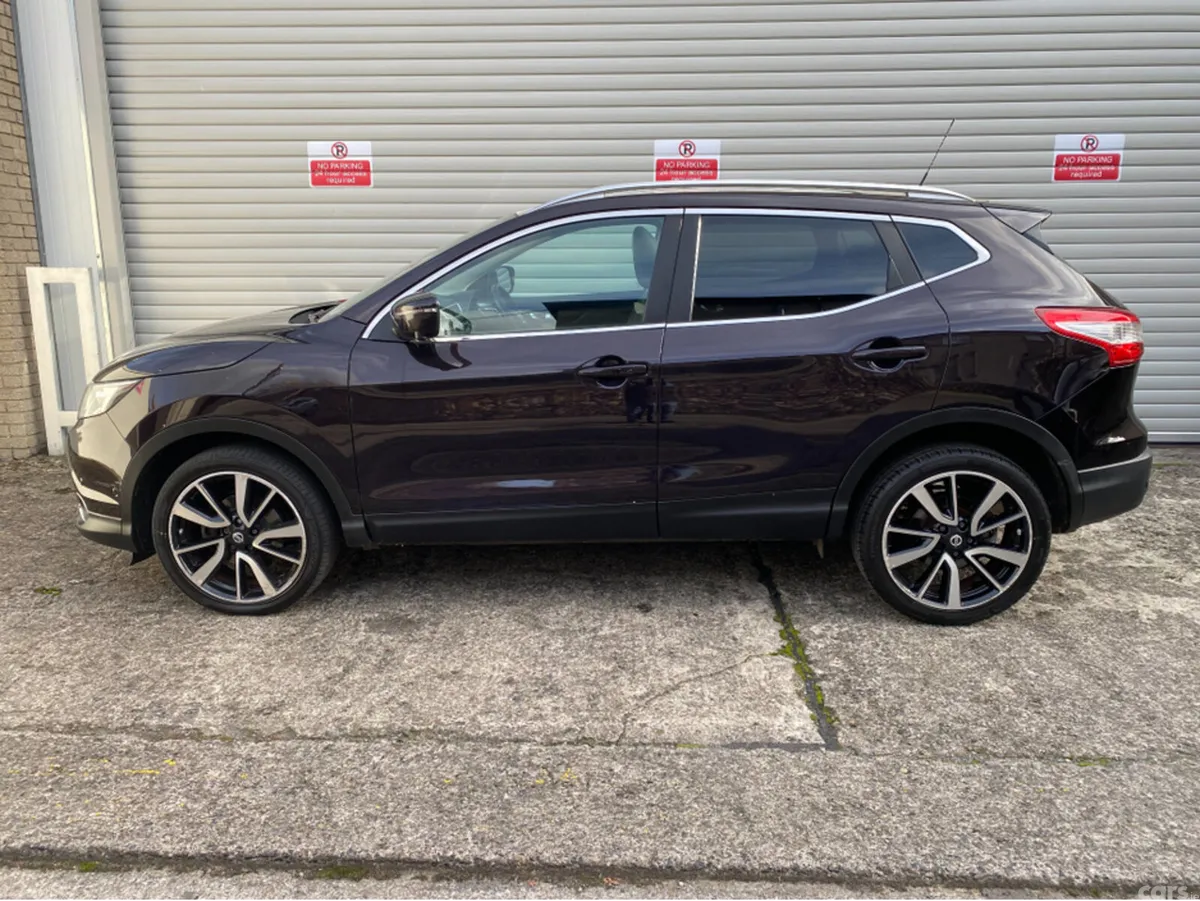 Nissan Qashqai MPV, Diesel, 2015, Black