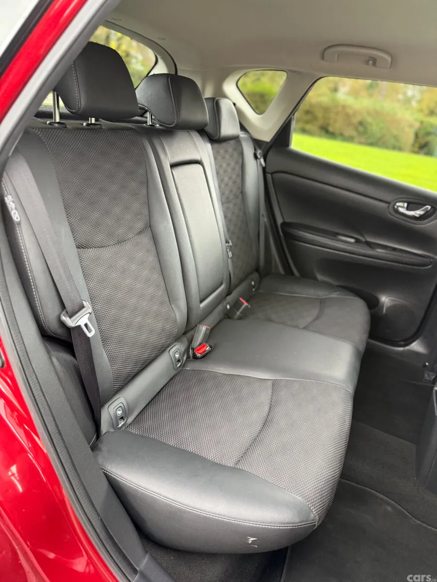 Nissan Pulsar Hatchback, Petrol, 2018, Red