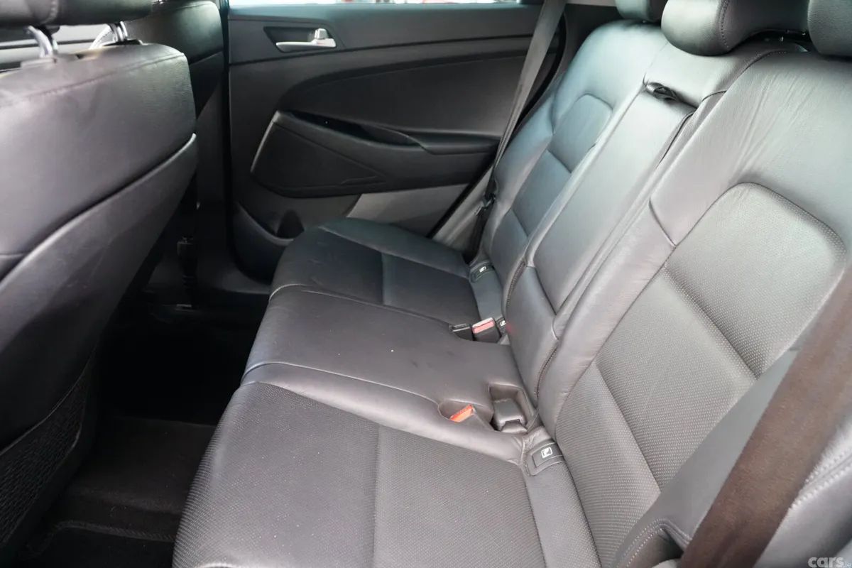 Hyundai Tucson SUV, Diesel, 2017, Blue