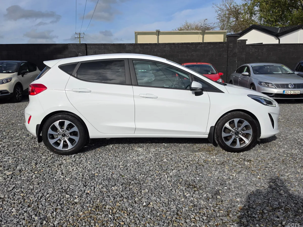 Ford Fiesta Hatchback, Petrol, 2020, White