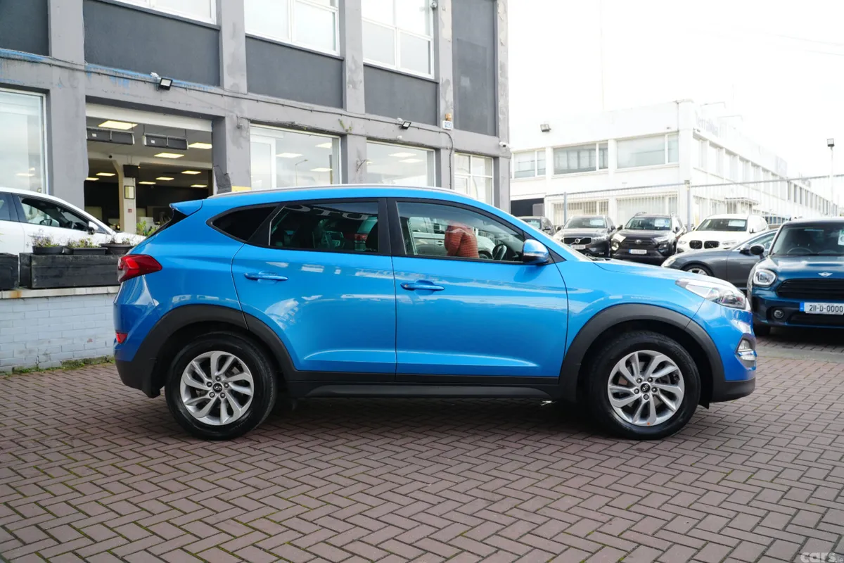 Hyundai Tucson SUV, Diesel, 2017, Blue