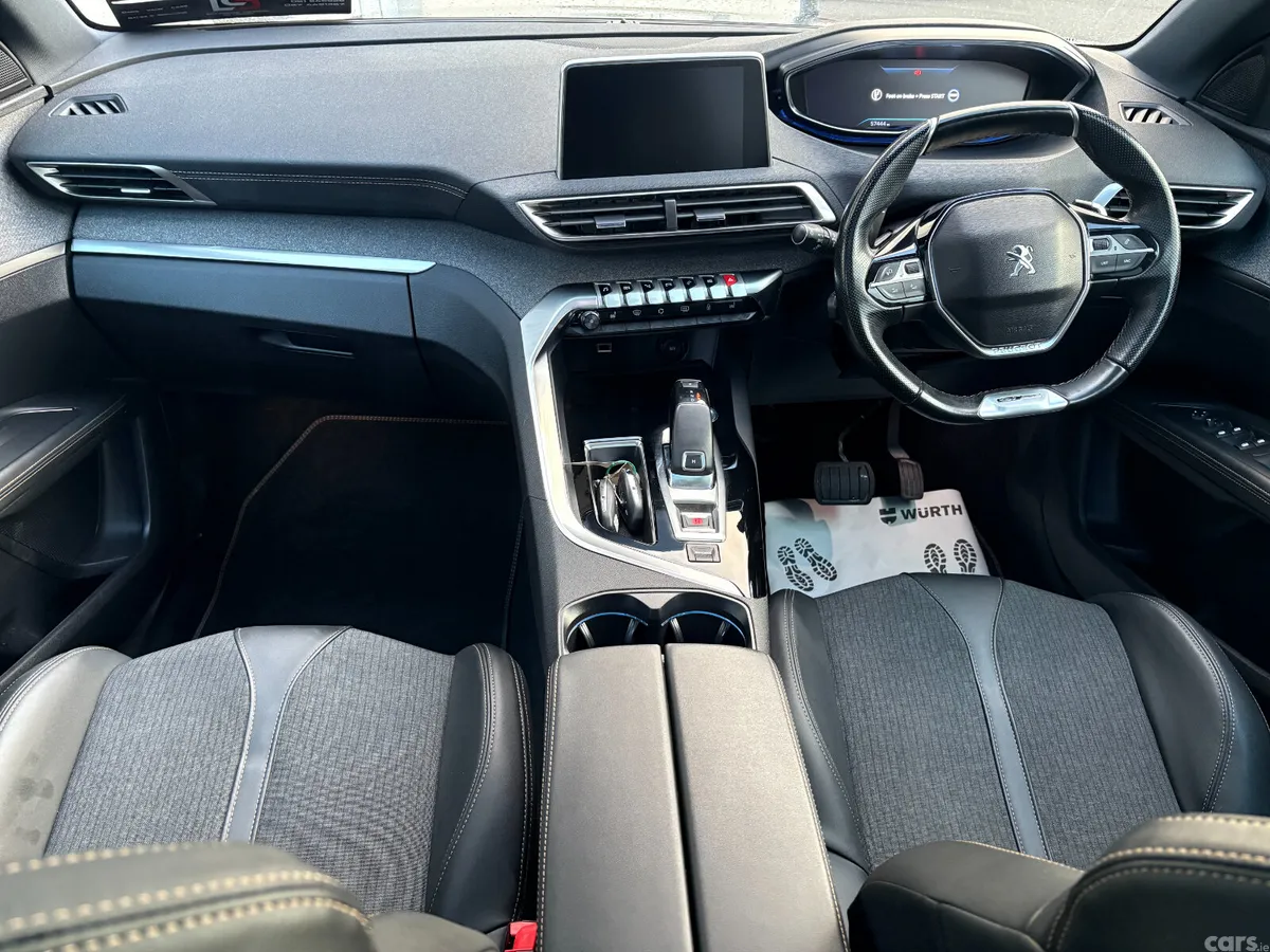 Peugeot 3008 MPV, Diesel, 2020, Grey