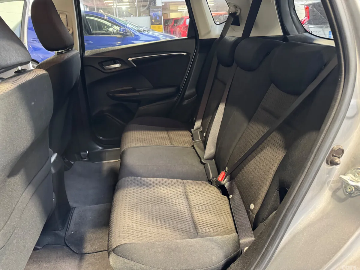 Honda Fit Hatchback, Petrol Hybrid, 2018, Silver