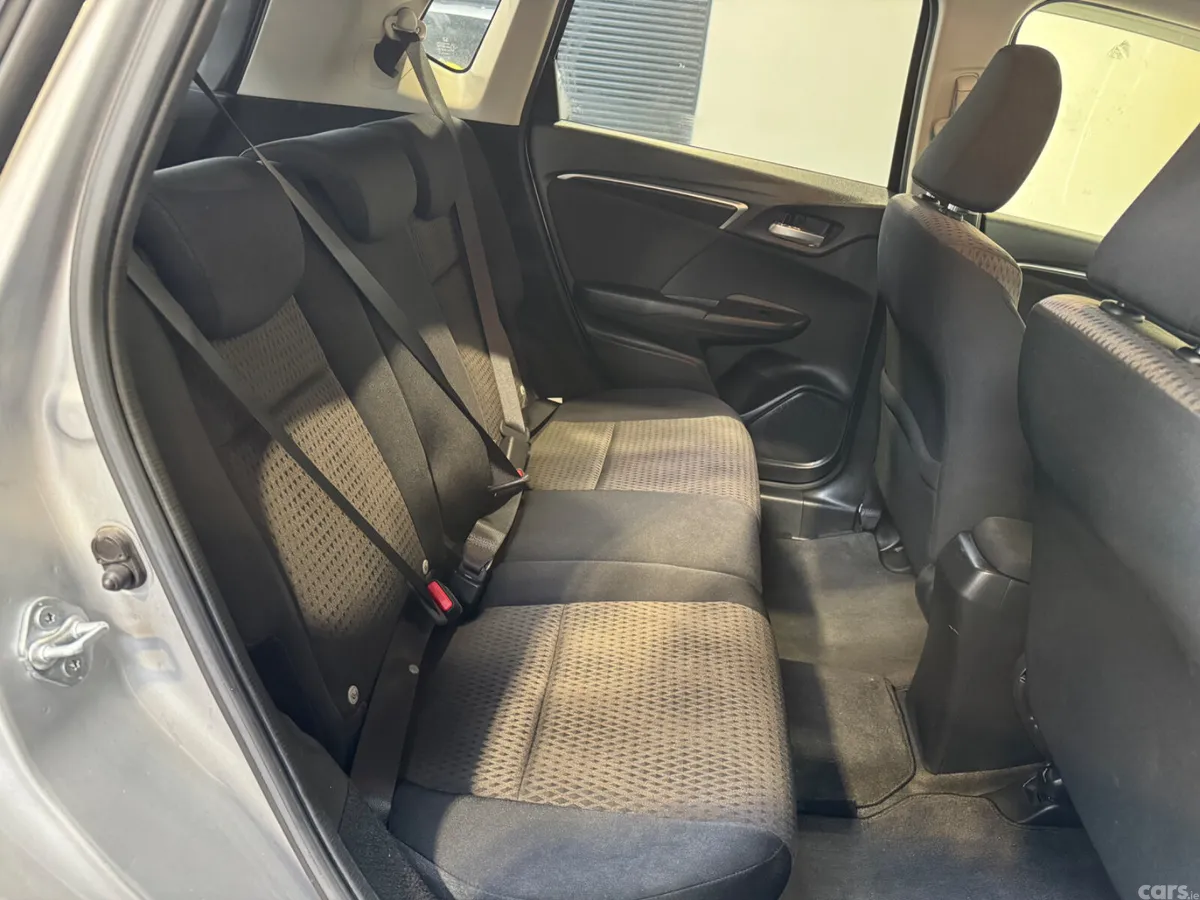 Honda Fit Hatchback, Petrol Hybrid, 2018, Silver