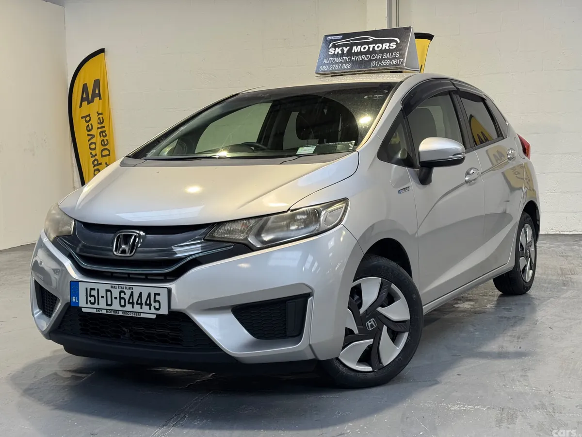 Honda Fit Hatchback, Petrol Hybrid, 2015, Silver