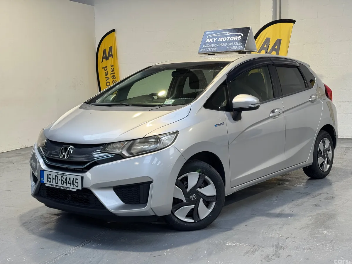 Honda Fit Hatchback, Petrol Hybrid, 2015, Silver