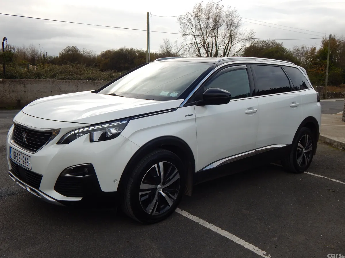 Peugeot 5008 MPV, Diesel, 2019, White