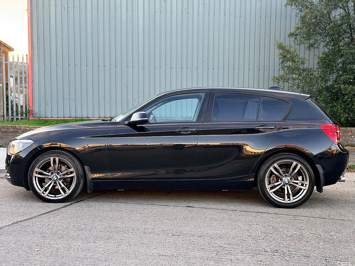 BMW 1-Series Hatchback, Diesel, 2012, Black