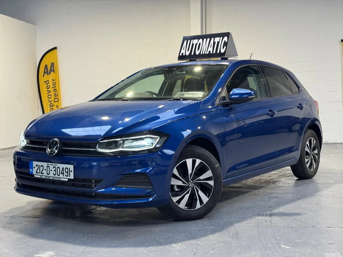 Volkswagen Polo Hatchback, Petrol, 2021, Blue