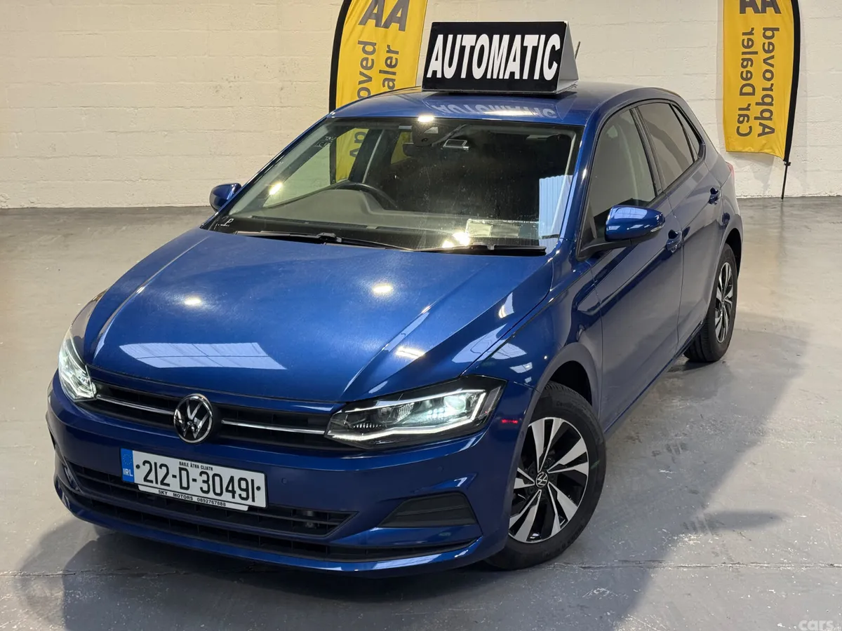 Volkswagen Polo Hatchback, Petrol, 2021, Blue