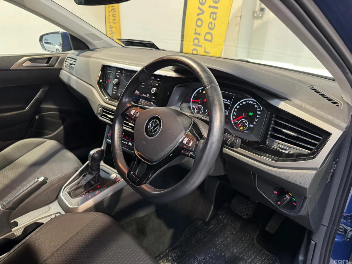 Volkswagen Polo Hatchback, Petrol, 2021, Blue