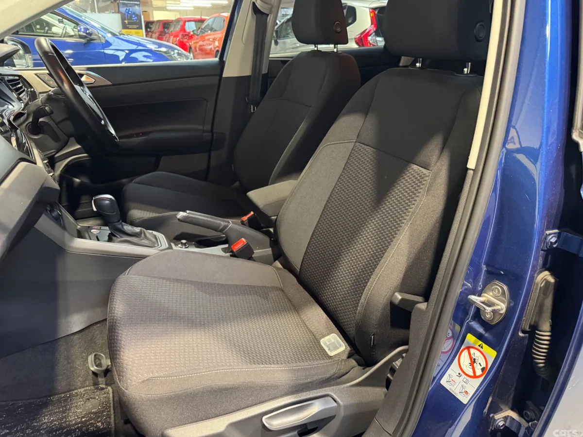 Volkswagen Polo Hatchback, Petrol, 2021, Blue