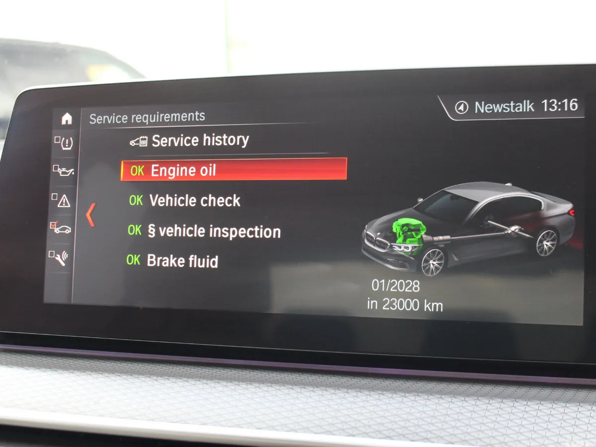 BMW 5-Series Saloon, Petrol Plug-in Hybrid, 2019, White