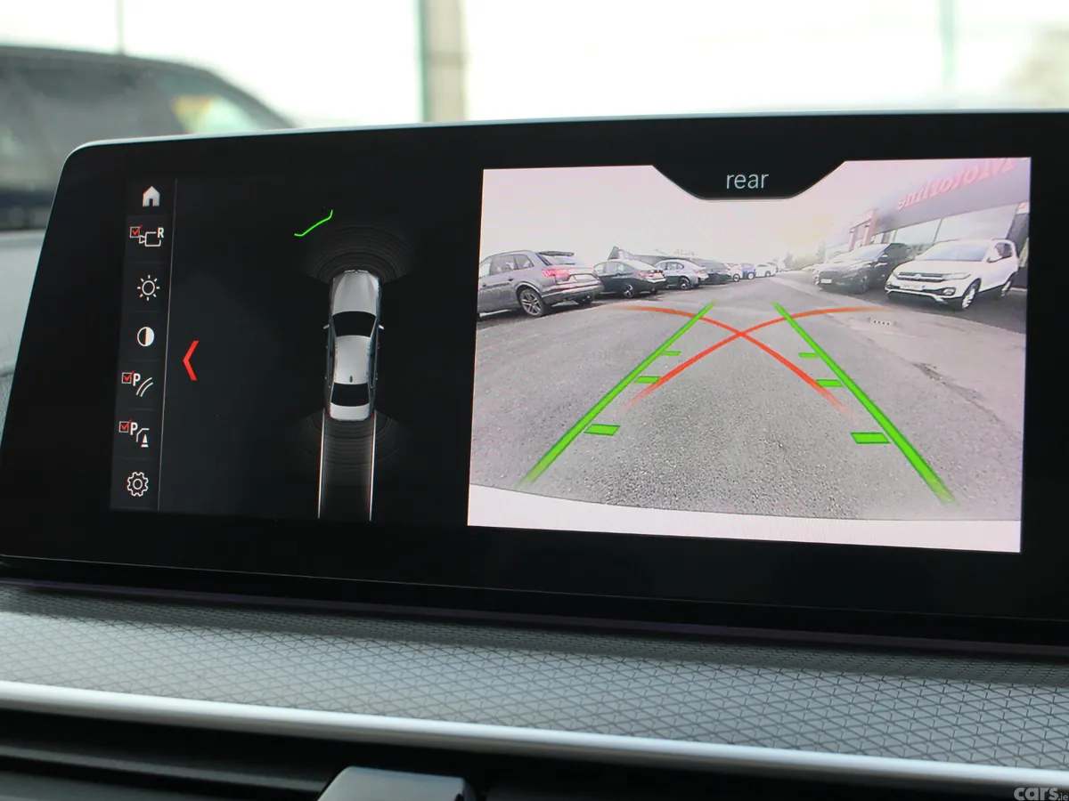 BMW 5-Series Saloon, Petrol Plug-in Hybrid, 2019, White