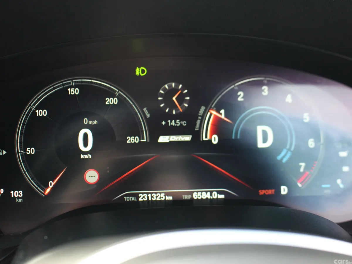 BMW 5-Series Saloon, Petrol Plug-in Hybrid, 2019, White