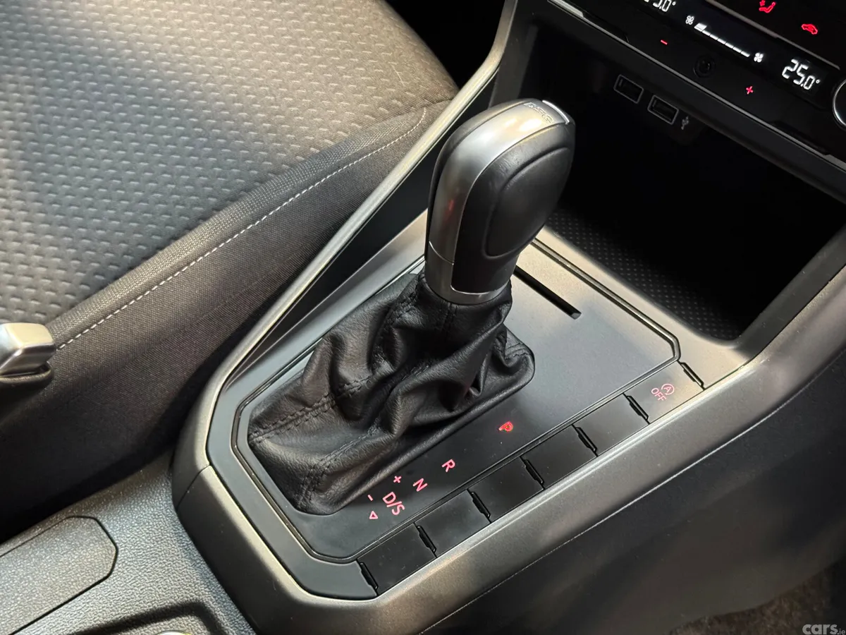 Volkswagen Polo Hatchback, Petrol, 2019, Black