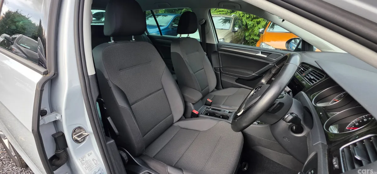Volkswagen Golf Hatchback, Petrol, 2017, Grey