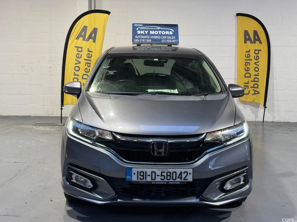 Honda Fit Hatchback, Petrol Hybrid, 2019, Grey