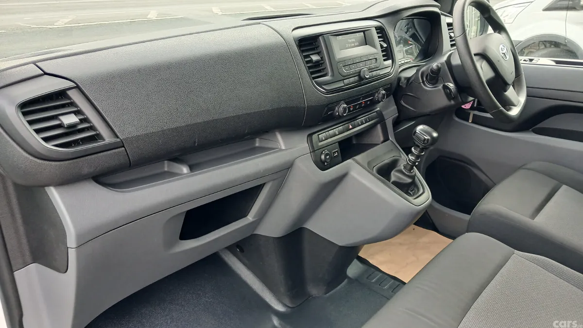 Toyota Proace MPV, Diesel, 2022, White