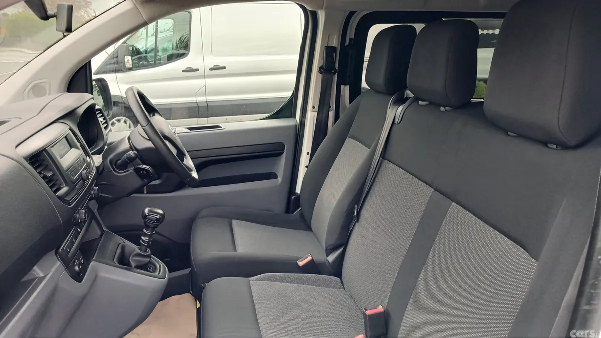 Toyota Proace MPV, Diesel, 2022, White