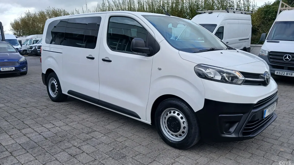 Toyota Proace MPV, Diesel, 2022, White