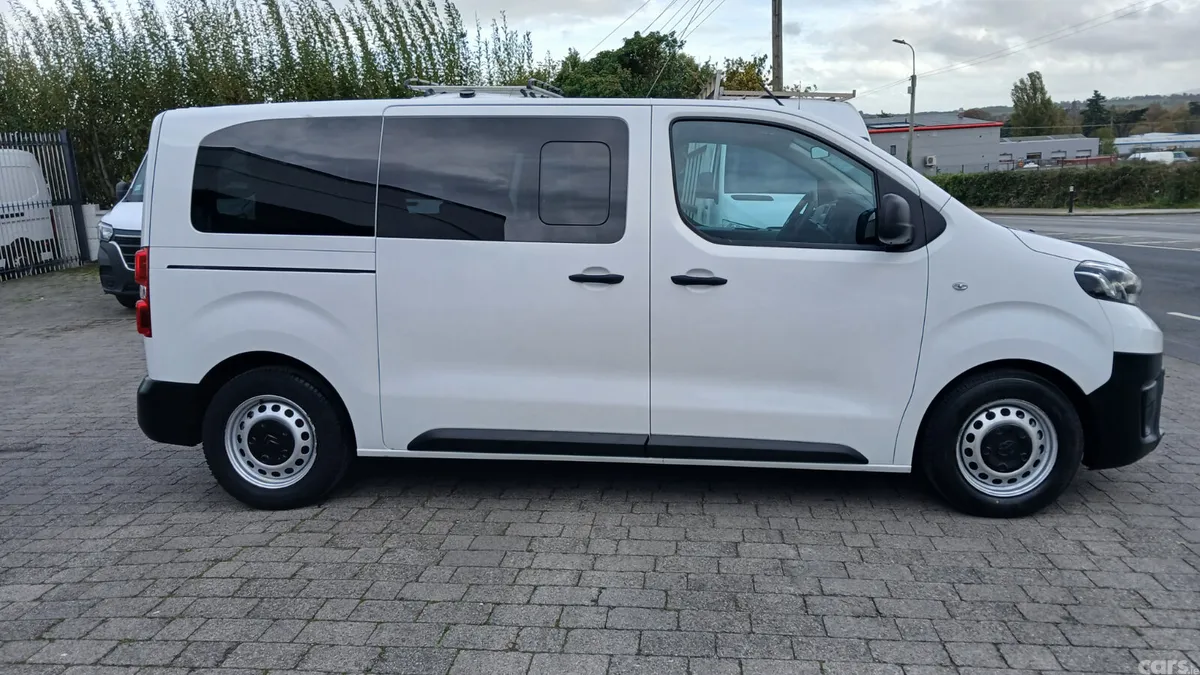 Toyota Proace MPV, Diesel, 2022, White