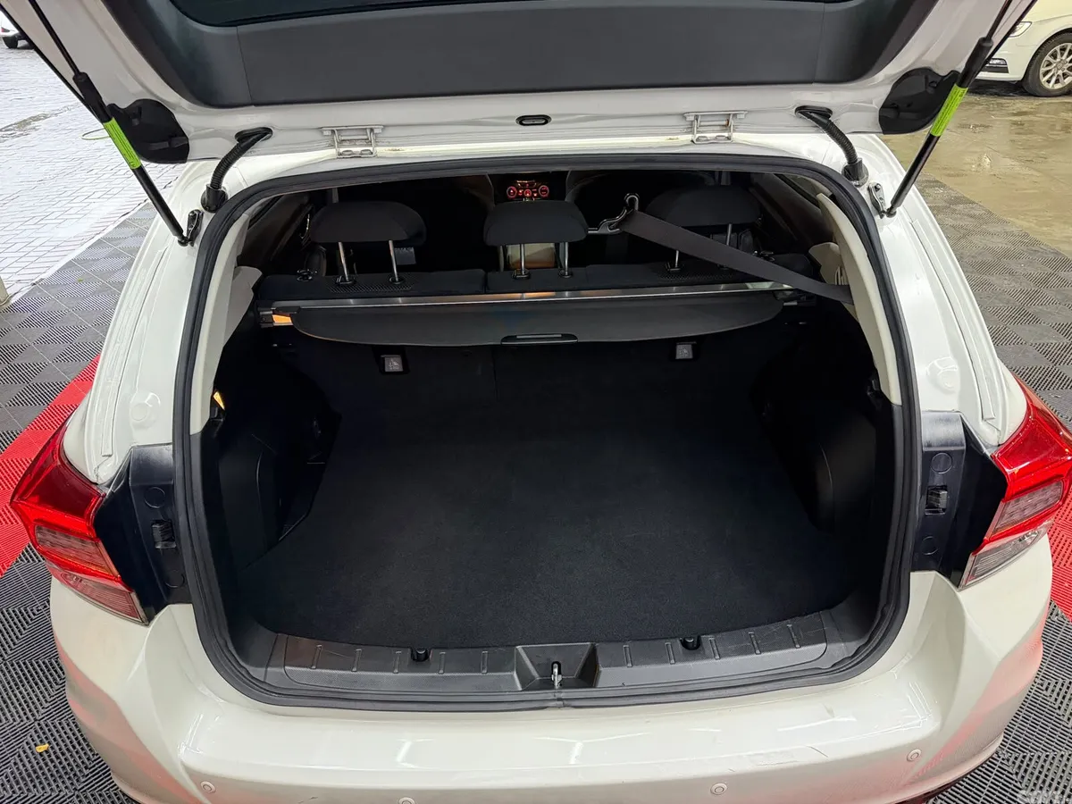 Subaru Impreza Estate, Petrol Hybrid, 2021, White