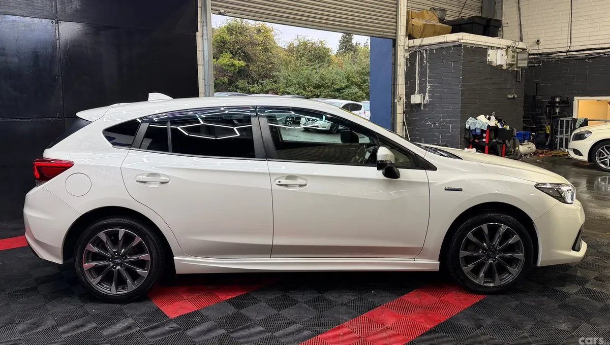 Subaru Impreza Estate, Petrol Hybrid, 2021, White