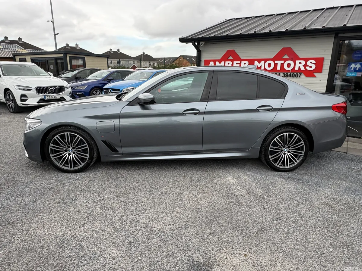 BMW 5-Series Saloon, Petrol Plug-in Hybrid, 2021, Grey