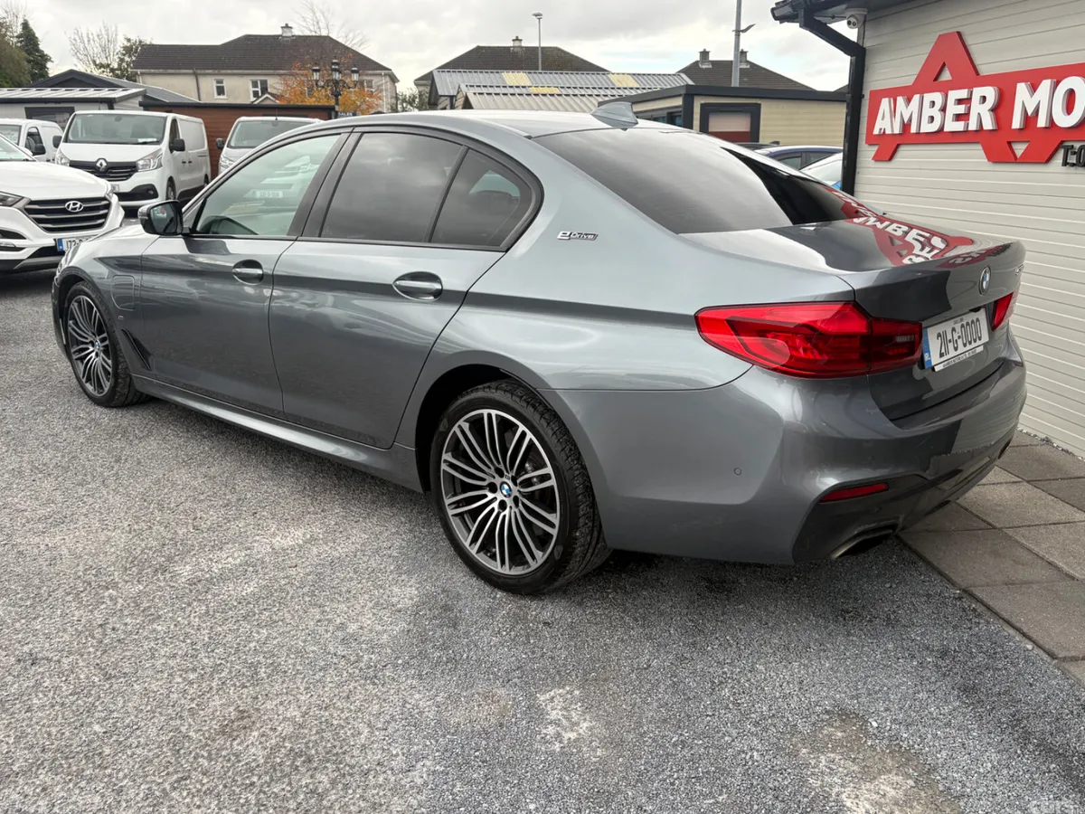 BMW 5-Series Saloon, Petrol Plug-in Hybrid, 2021, Grey