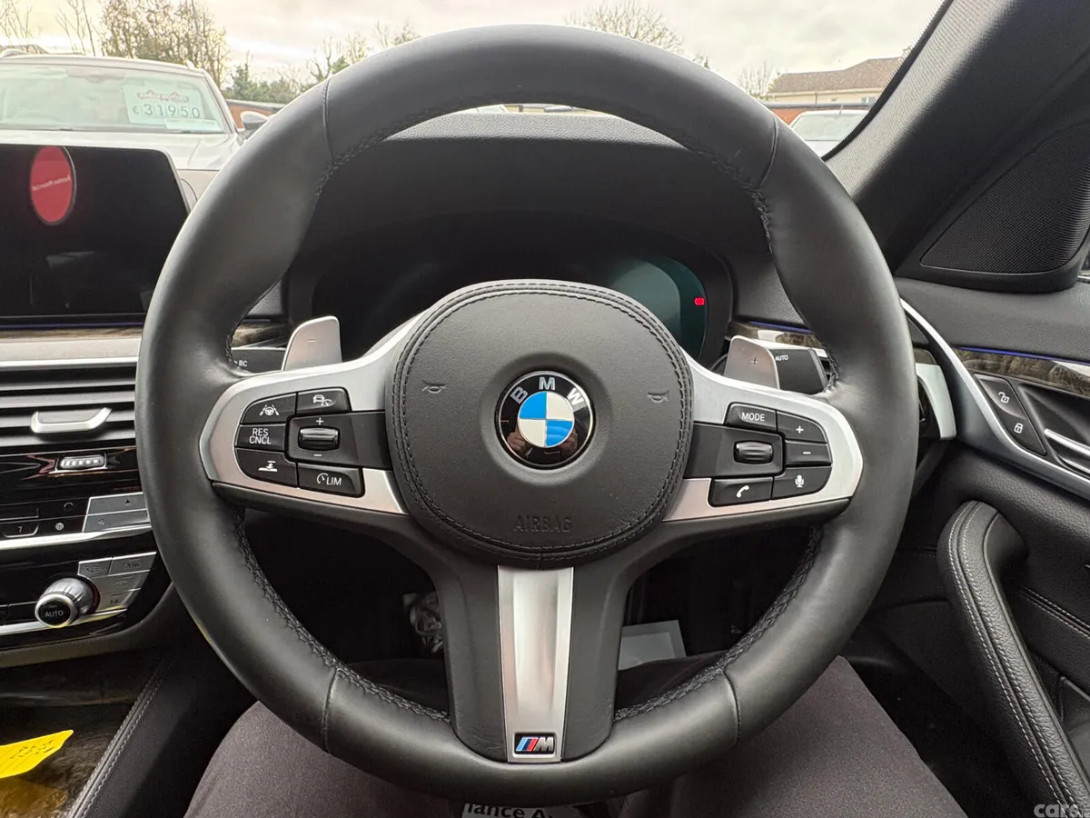 BMW 5-Series Saloon, Petrol Plug-in Hybrid, 2021, Grey