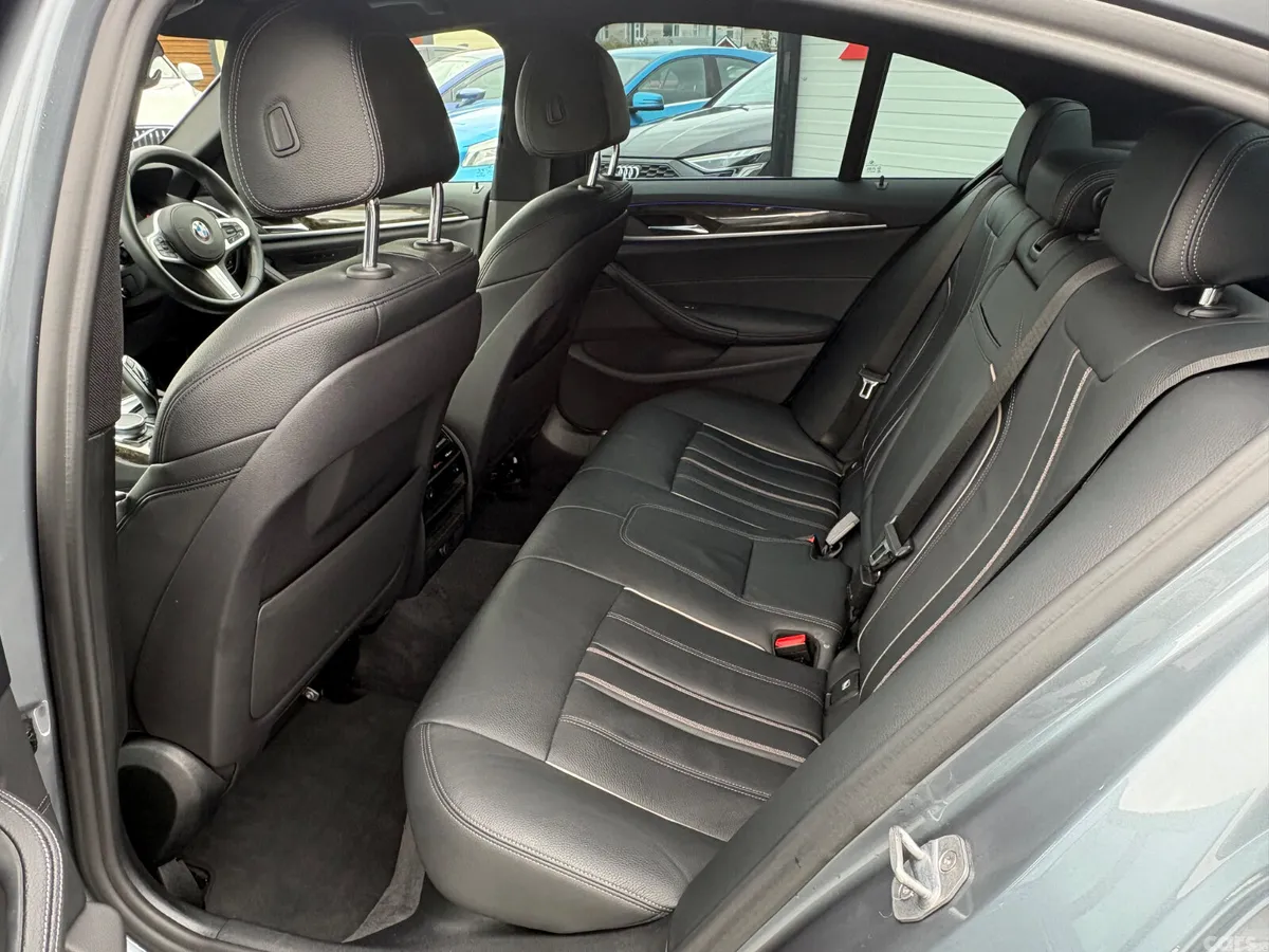 BMW 5-Series Saloon, Petrol Plug-in Hybrid, 2021, Grey