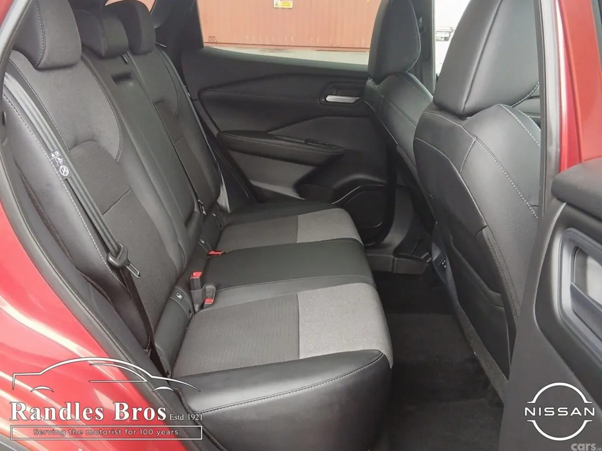 Nissan Qashqai MPV, Petrol Hybrid, 2026, Red