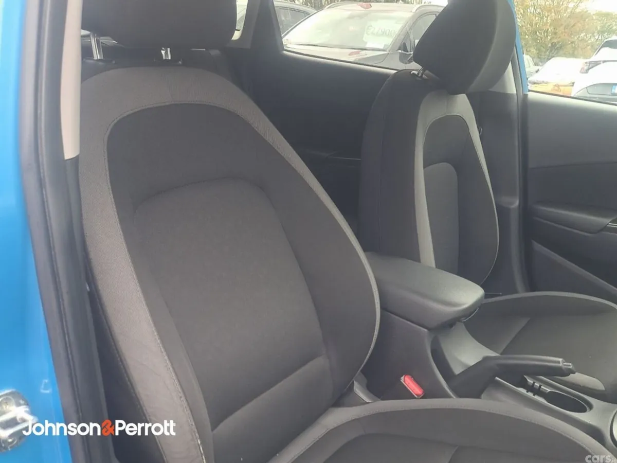 Hyundai KONA MPV, Petrol, 2020, Blue