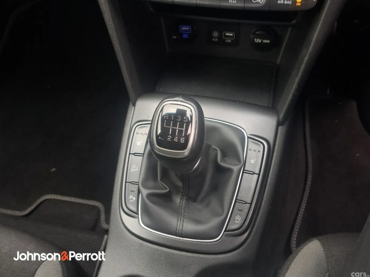 Hyundai KONA MPV, Petrol, 2020, Blue