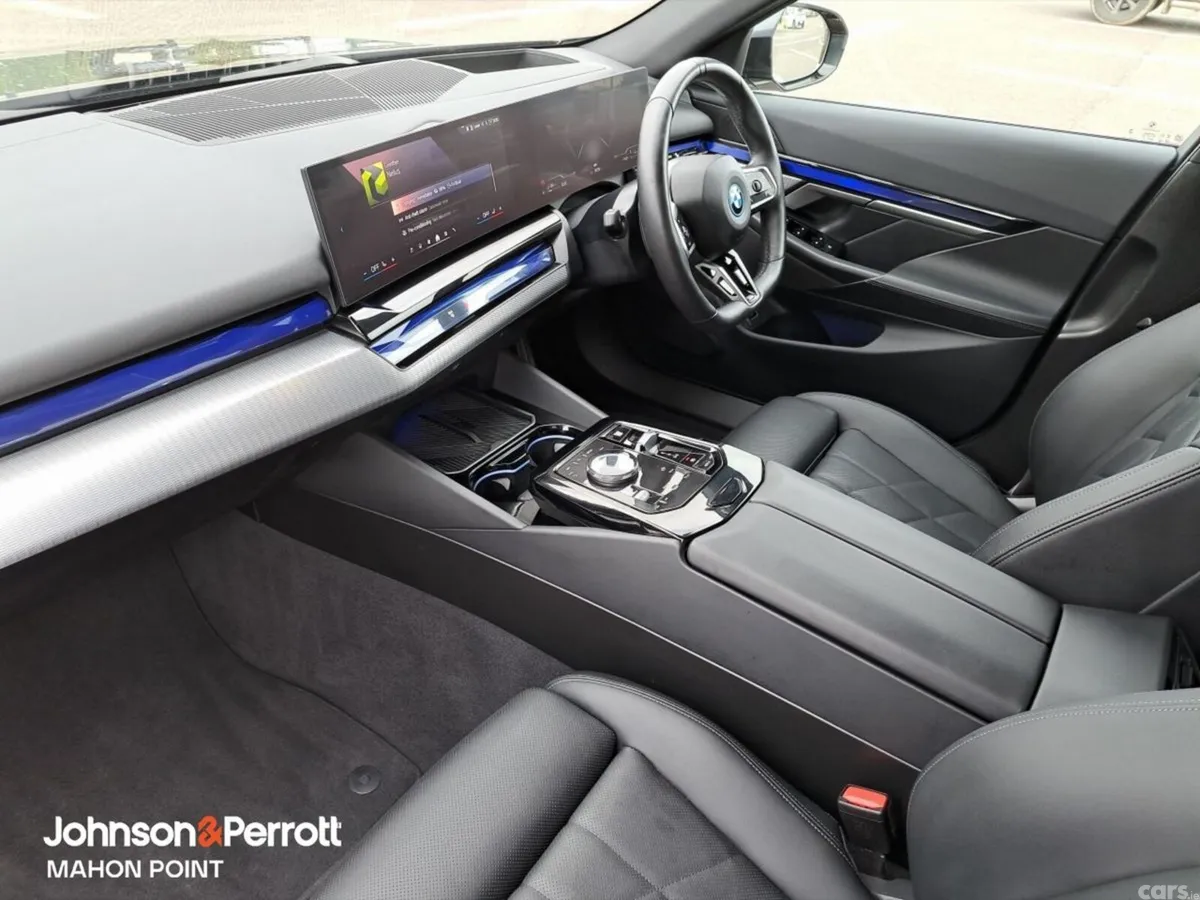 BMW 5-Series Saloon, Petrol Plug-in Hybrid, 2025, Grey