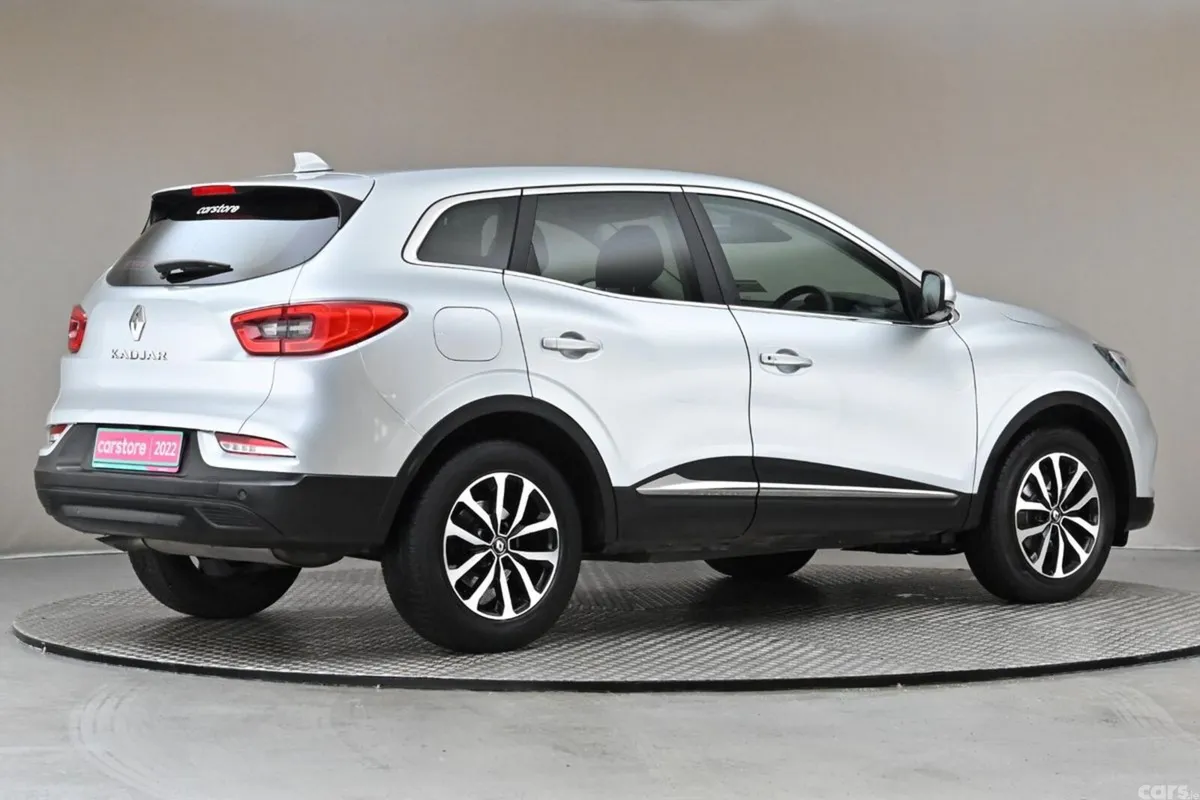 Renault Kadjar SUV, Petrol, 2022, Grey