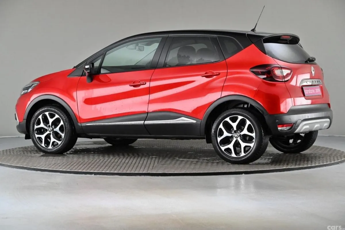 Renault Captur SUV, Diesel, 2019, Red