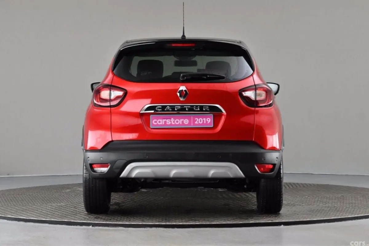 Renault Captur SUV, Diesel, 2019, Red
