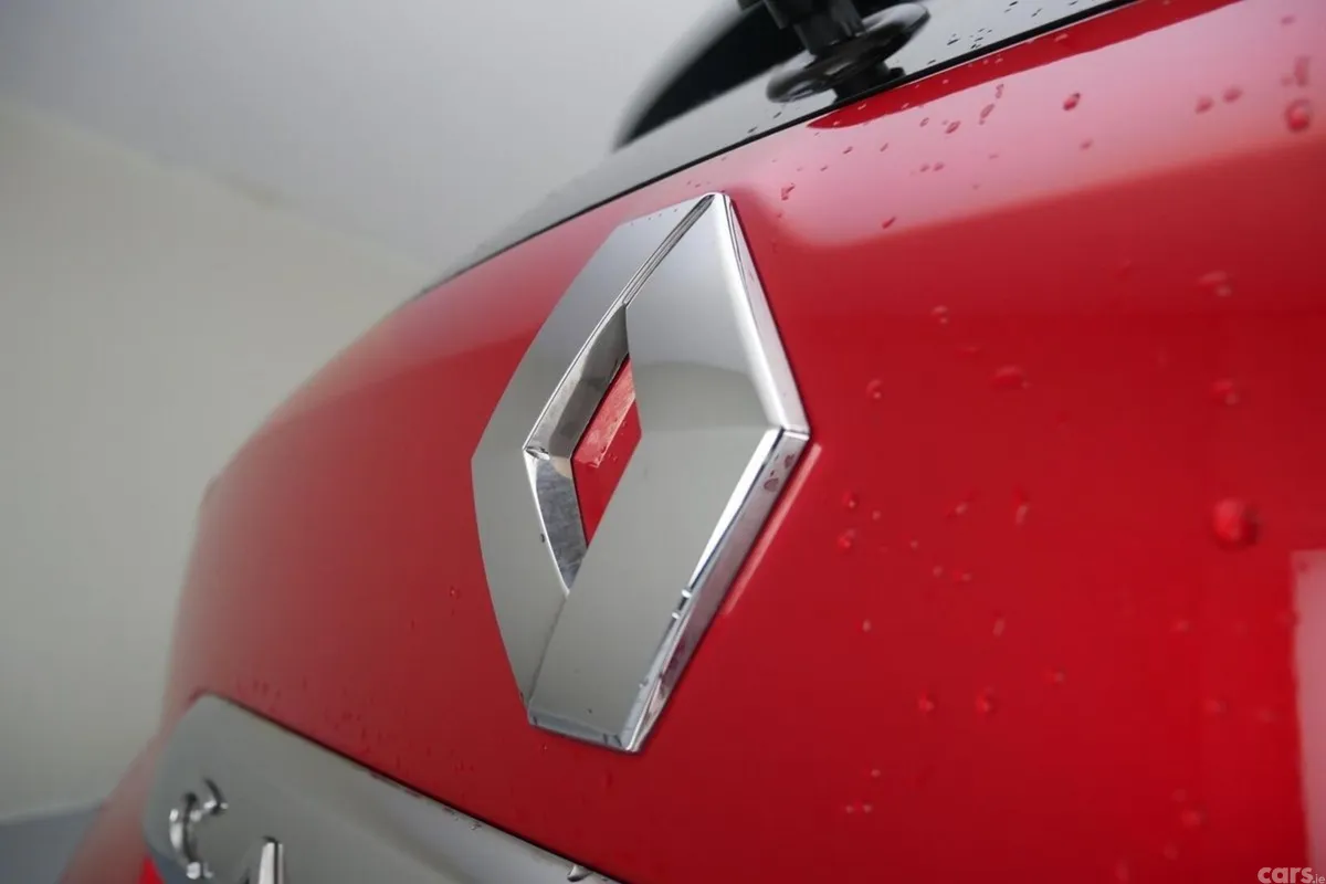 Renault Captur SUV, Diesel, 2019, Red
