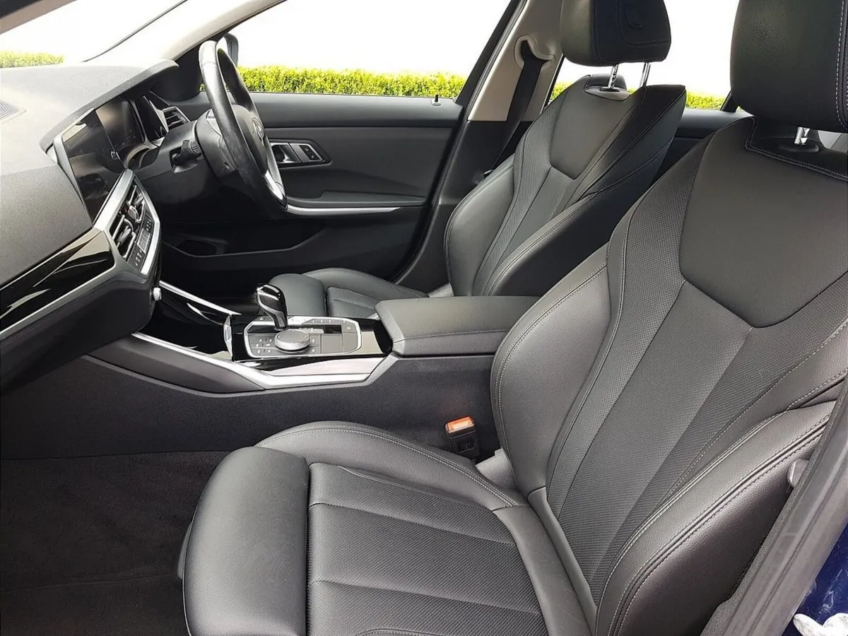 BMW 3-Series Saloon, Diesel, 2022, Blue