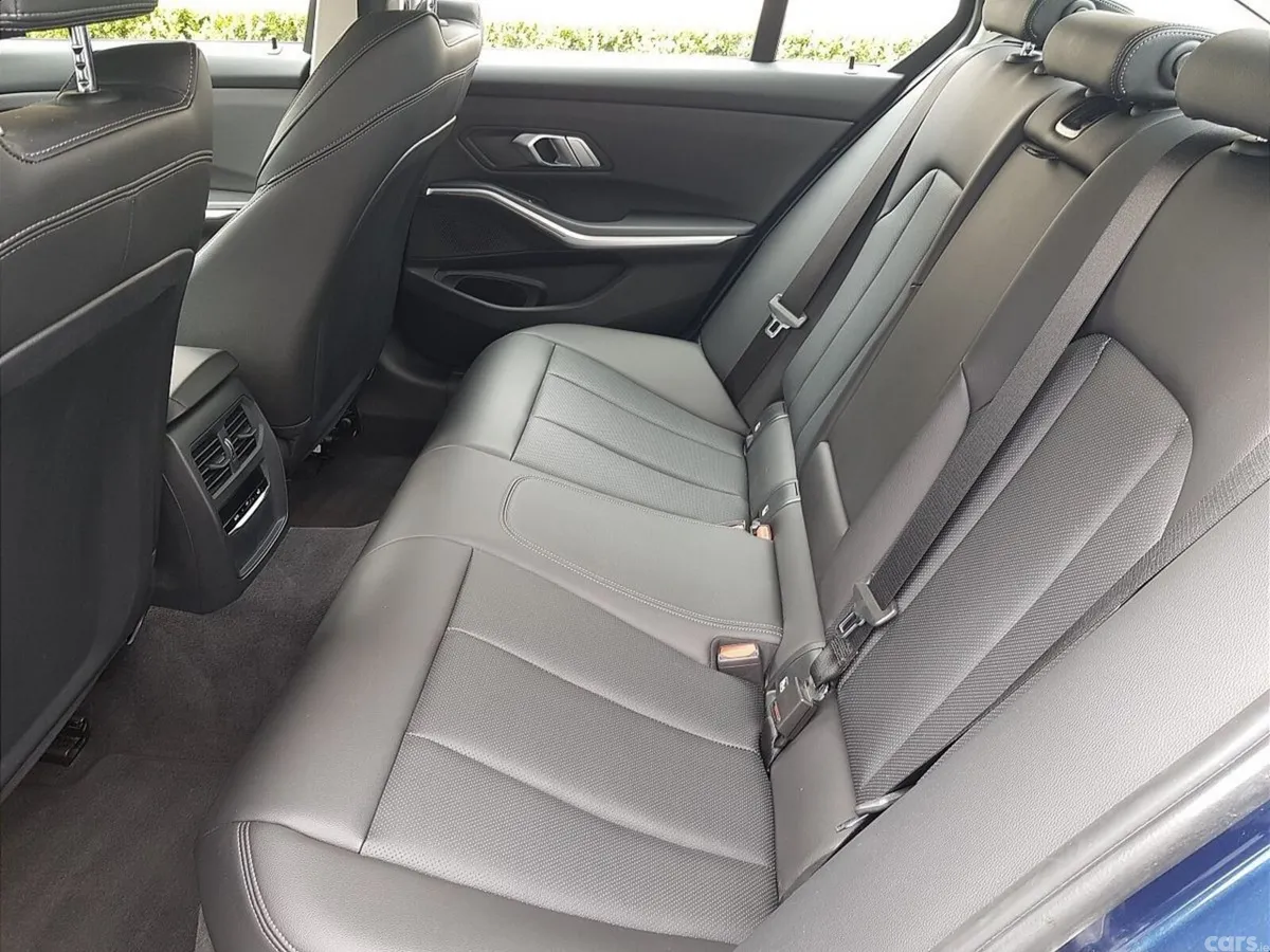 BMW 3-Series Saloon, Diesel, 2022, Blue