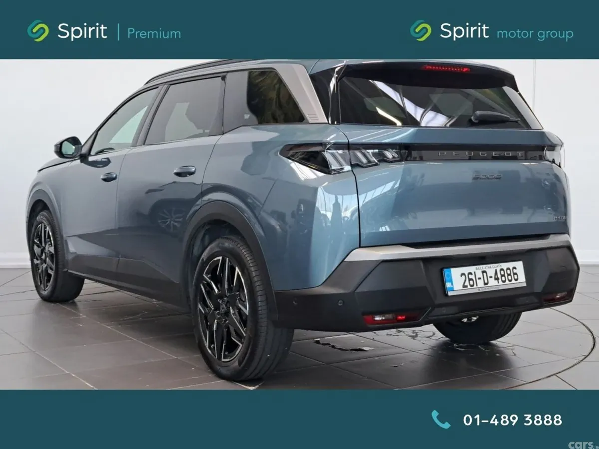 Peugeot 5008 MPV, Petrol Hybrid, 2026, Blue