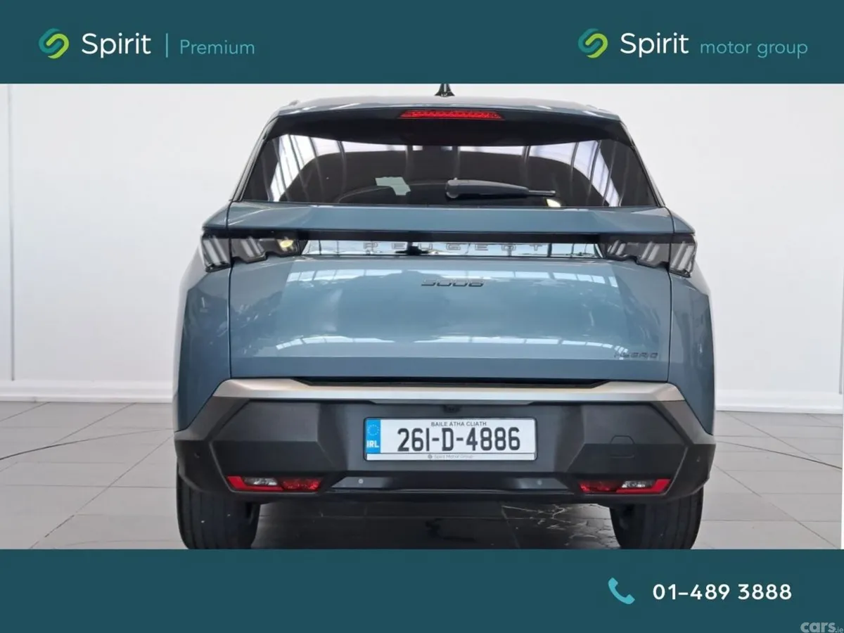 Peugeot 5008 MPV, Petrol Hybrid, 2026, Blue