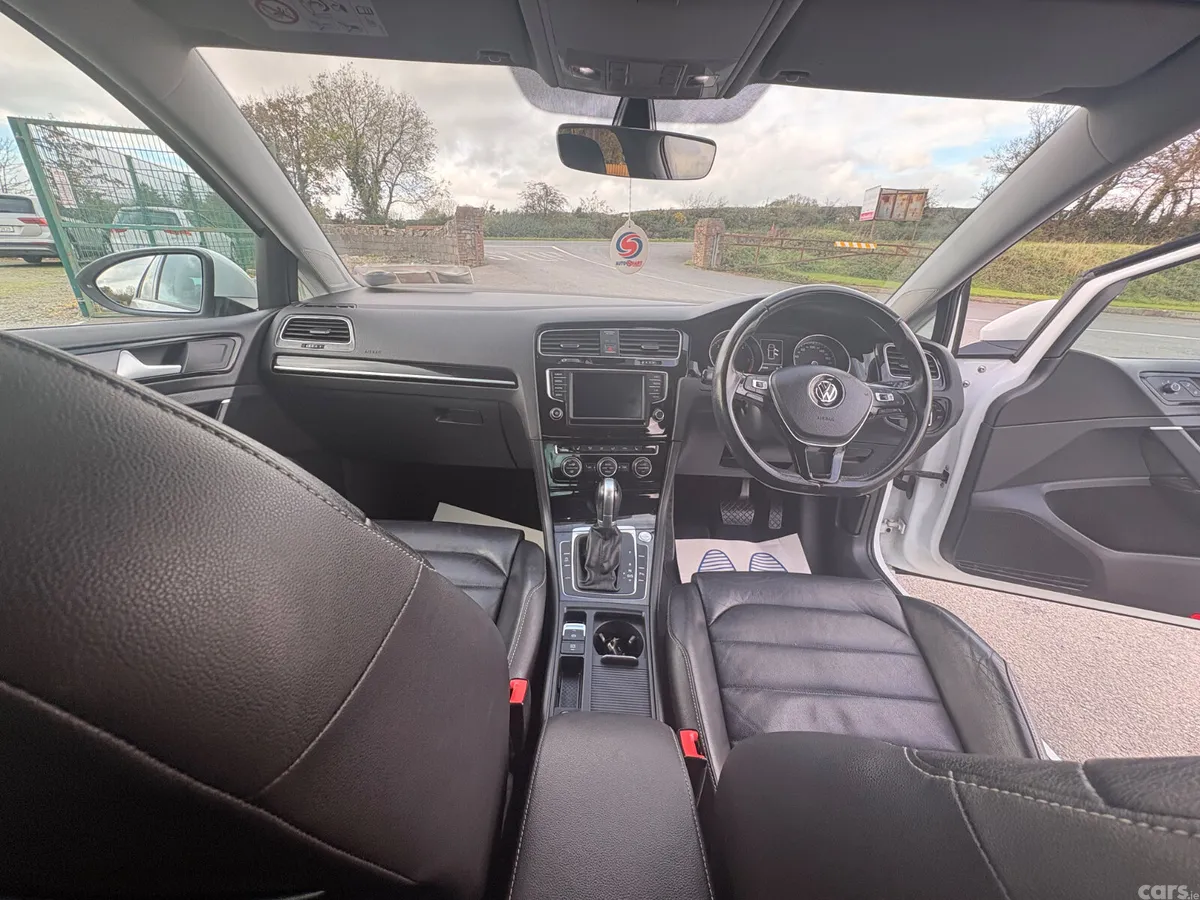 Volkswagen Golf Estate, Diesel, 2017, White