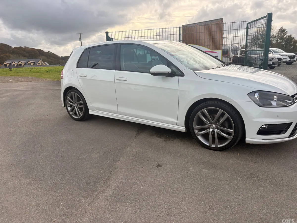 Volkswagen Golf Estate, Diesel, 2017, White