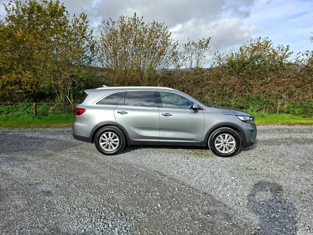Kia Sorento SUV, Diesel, 2019, Grey