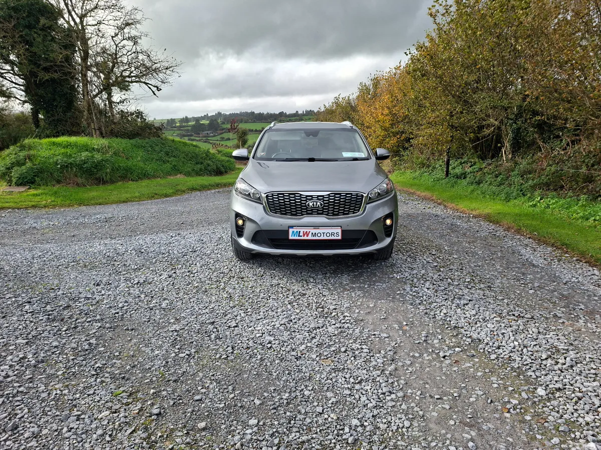 Kia Sorento SUV, Diesel, 2019, Grey
