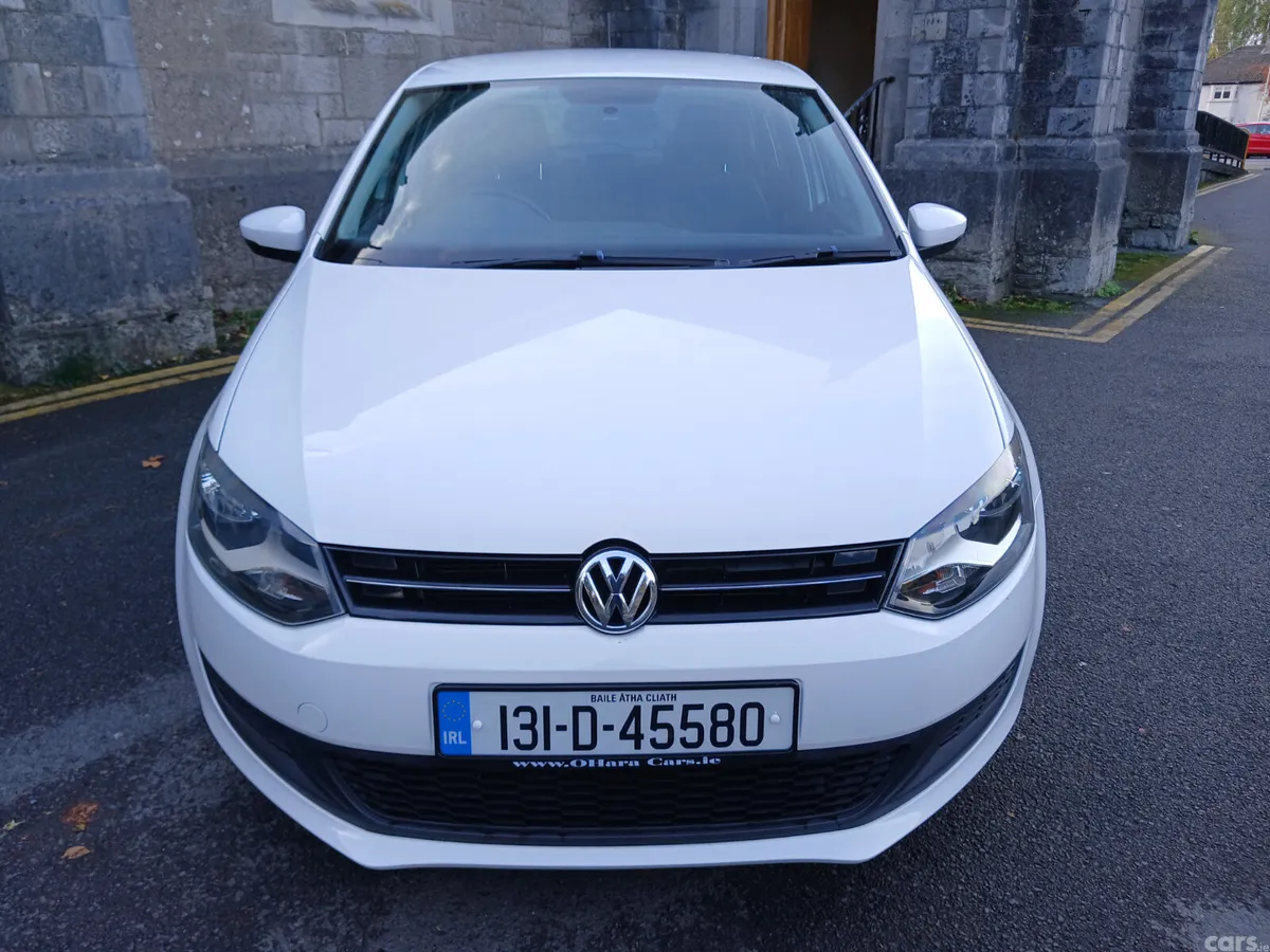Volkswagen Polo Hatchback, Petrol, 2013, White
